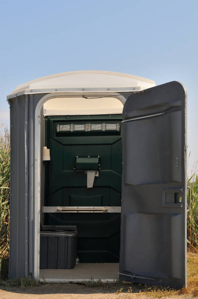 Porta potty delivery and setup in Radcliff, KY