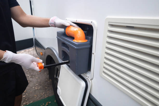 Best Luxury portable toilet rental  in Radcliff, KY